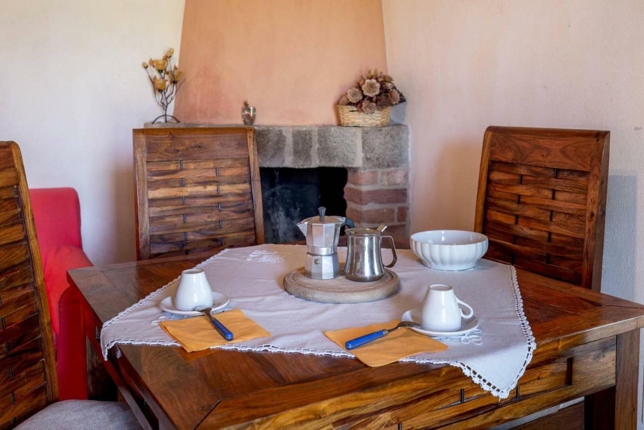 Gasthaus La Casina Degli Olivi Seggiano Exterior foto
